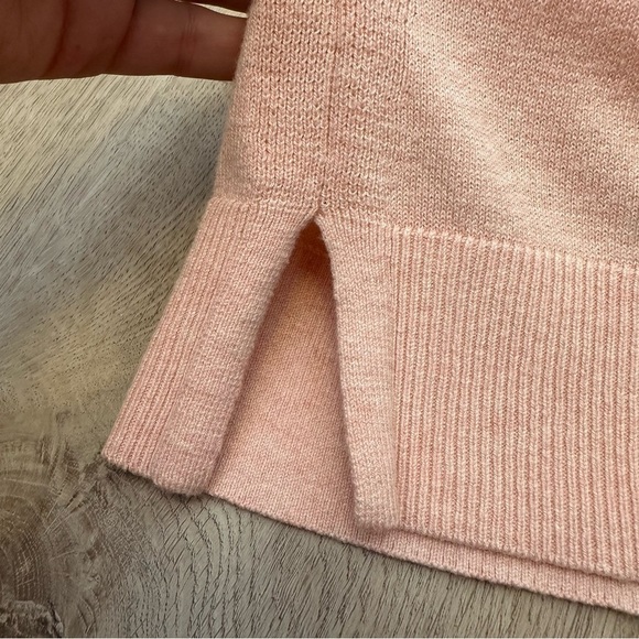 LOFT Light Pink Long Sleeve Knit Sweater size M - Picture 5 of 8